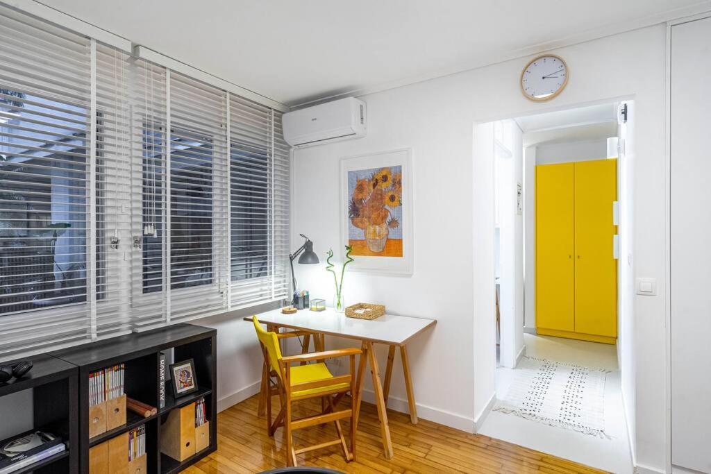 Lovely Studio In Likavitos Hill أثينا المظهر الخارجي الصورة